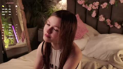 Mary online show from 05/24/26, 01:05