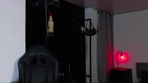 Angela help me reach 100 thumbs up online show from 10/04/25, 09:46