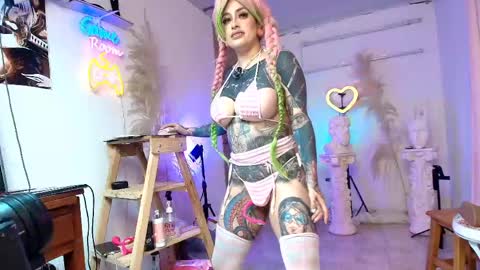 Angela Cianuro online show from 05/27/26, 03:14