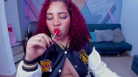 Angela online show from 12/05/25, 04:43