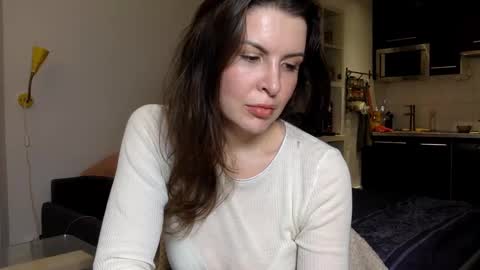 Angela online show from 12/06/24, 08:29