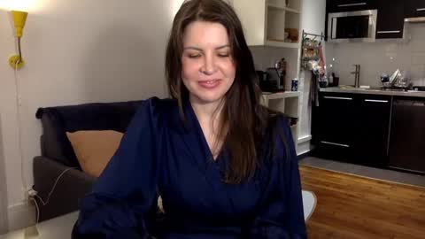 Angela online show from 01/24/25, 11:34