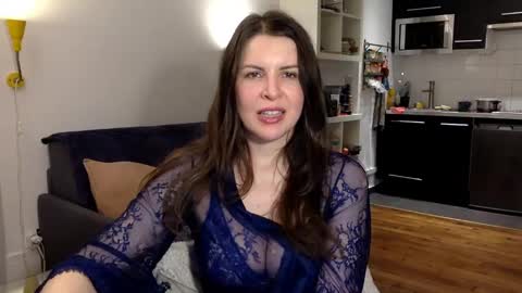 Angela online show from 02/15/25, 08:33