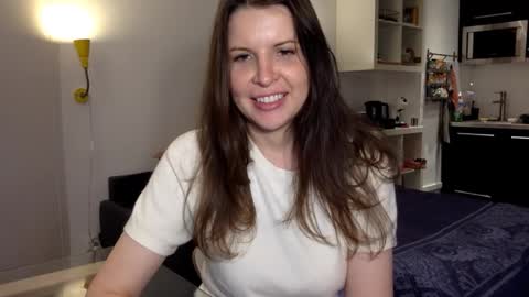 Angela online show from 09/24/25, 03:59