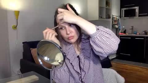 Angela online show from 11/27/25, 08:00