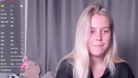 Snapshot of angelanty chatting on 09/20/25, 03:13 Darsi Anty online show from 09/20/25, 03:13