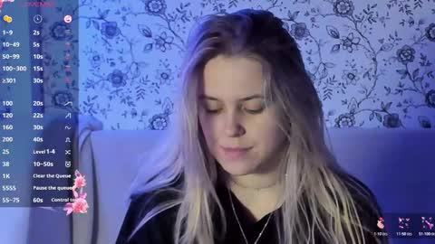 Snapshot of angelanty chatting on 12/14/25, 01:16 Darsi Anty online show from 12/14/25, 01:16