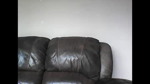 Snapshot of angelbabeyy chatting on 02/15/26, 01:09 Angel online show from 02/15/26, 01:09