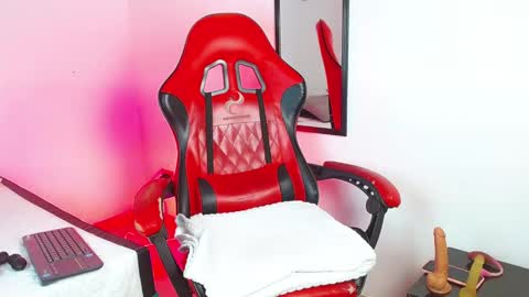 Angel online show from 11/24/25, 02:28