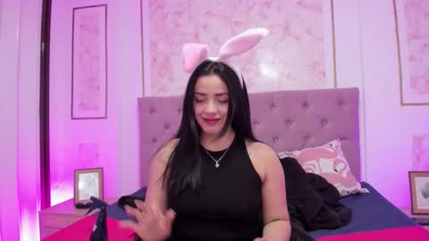 Snapshot of angelbaker1 chatting on 01/15/26, 02:21 angelbaker1 online show from 01/15/26, 02:21