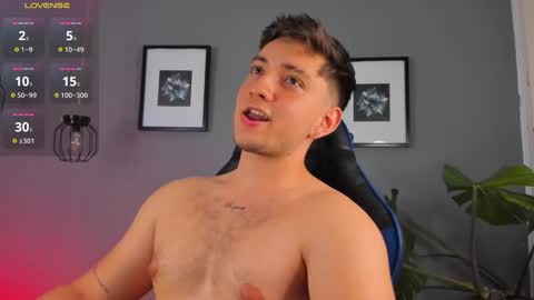 angelbell19 online show from 12/24/24, 09:11