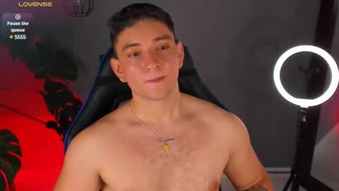 angelbell19 online show from 02/13/25, 12:24