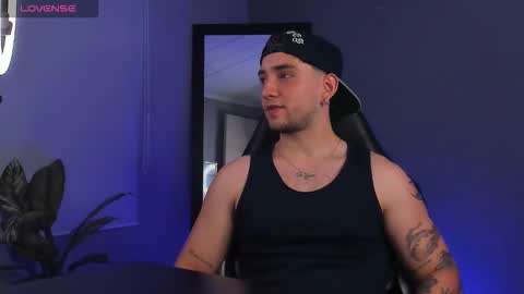 angelbell19 online show from 03/03/26, 08:37