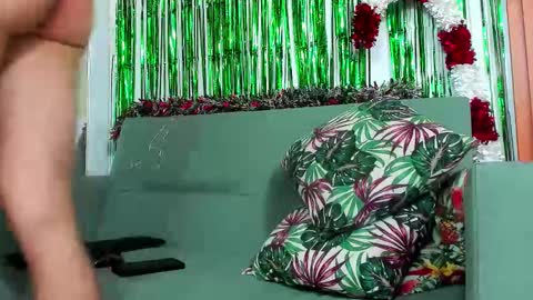 Angel Bennet online show from 12/24/24, 06:55