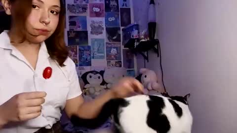 tell me bunny online show from 01/17/26, 12:26