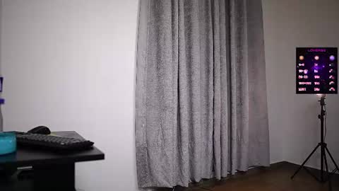 Snapshot of angelcabezaz chatting on 07/02/26, 03:23 NGEL. online show from 07/02/26, 03:23