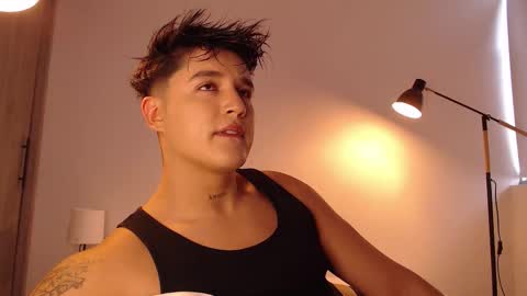 Angel online show from 12/02/25, 07:42