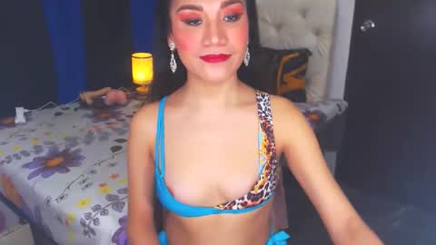 Angel online show from 02/11/25, 03:18