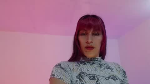 Snapshot of angele_johnson chatting on 09/19/25, 07:47 angele online show from 09/19/25, 07:47