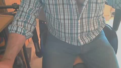 Snapshot of angelgarcia269 chatting on 12/28/24, 01:17 angelgarcia269 online show from 12/28/24, 01:17