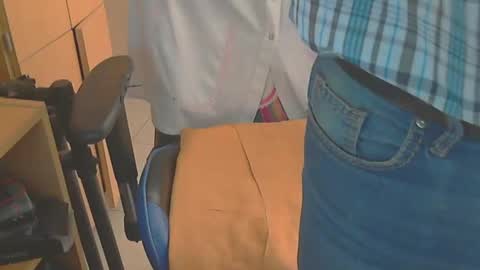 Snapshot of angelgarcia269 chatting on 03/10/25, 11:10 angelgarcia269 online show from 03/10/25, 11:10