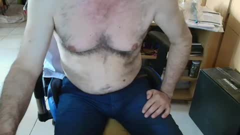 Snapshot of angelgarcia269 chatting on 11/04/25, 12:04 angelgarcia269 online show from 11/04/25, 12:04