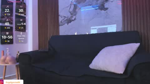 Angel online show from 11/21/25, 03:22