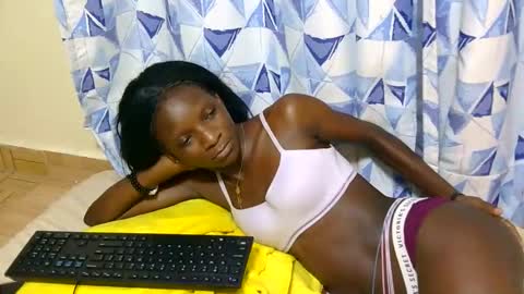 Angie online show from 05/25/26, 08:15