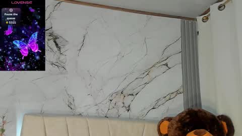 Carolina online show from 10/15/25, 01:28