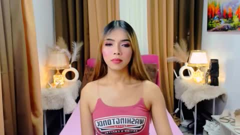 MISS PAU online show from 10/06/25, 04:21