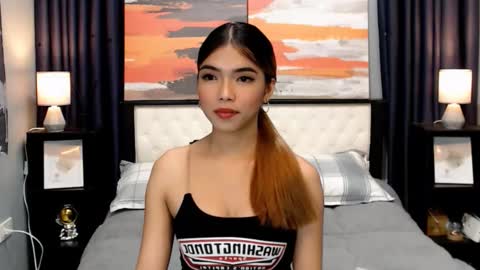 MISS PAU online show from 12/04/25, 07:06