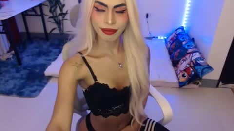 DIVINE ANGEL online show from 02/26/26, 03:38