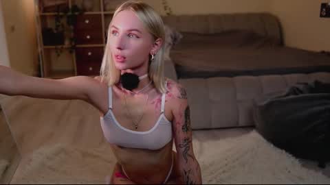 Gabby online show from 09/22/25, 04:42