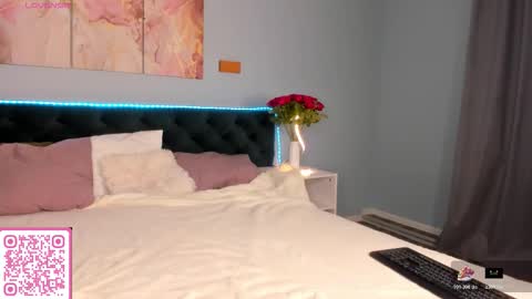 Emma online show from 12/23/25, 01:36