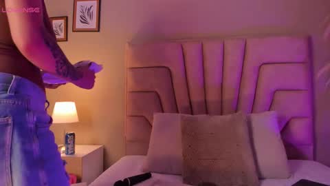 Angelica Cross online show from 02/10/26, 07:51