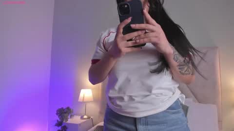 Snapshot of angelica_cross chatting on 05/16/26, 06:28 Angelica Cross online show from 05/16/26, 06:28