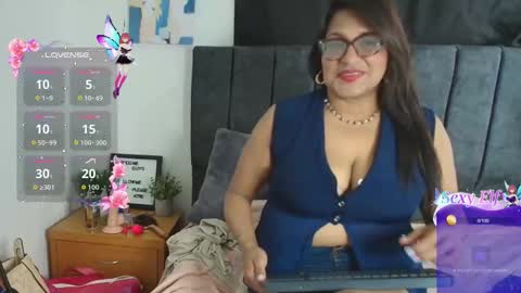 Snapshot of angelica_mature49 chatting on 02/28/26, 07:26 Angelica online show from 02/28/26, 07:26