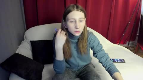 Angelica online show from 03/11/25, 12:17