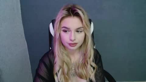 angelicablanch online show from 09/08/25, 08:08