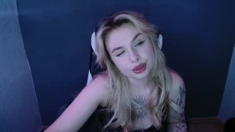 angelicablanch online show from 09/21/25, 09:05