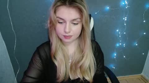 angelicablanch online show from 11/22/25, 05:56