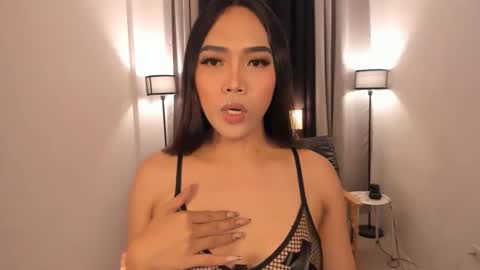 Snapshot of angelicajones69 chatting on 05/18/26, 11:27 SweetAngelica online show from 05/18/26, 11:27