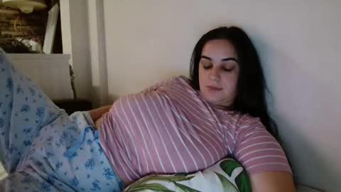 Snapshot of angelicbabexxx chatting on 12/13/24, 08:04 Angela online show from 12/13/24, 08:04