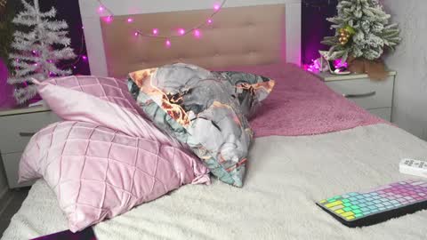 Angelika Rouge online show from 01/23/25, 03:43