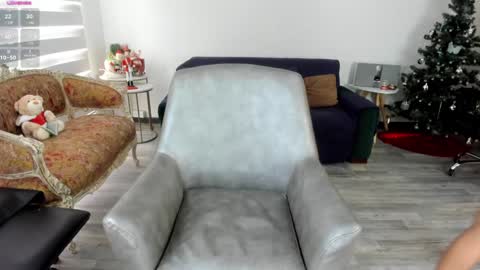 angelina_class_7 online show from 01/05/25, 06:02