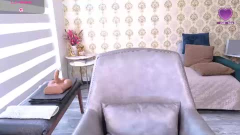 Snapshot of angelina_class_7 chatting on 07/15/26, 03:39 angelina_class_7 online show from 07/15/26, 03:39