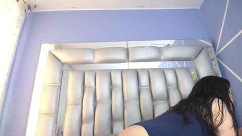 Snapshot of angelina_ny chatting on 12/22/24, 01:00 ANGELINA online show from 12/22/24, 01:00