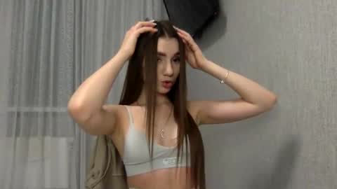 Angelina online show from 01/13/26, 07:52