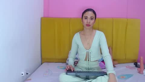 Angelina Brook online show from 12/09/24, 01:29