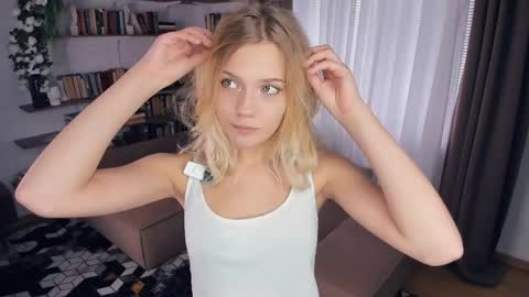 Alice WOW online show from 04/05/26, 08:11